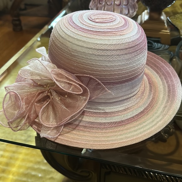 New Rim hat - Picture 4 of 4